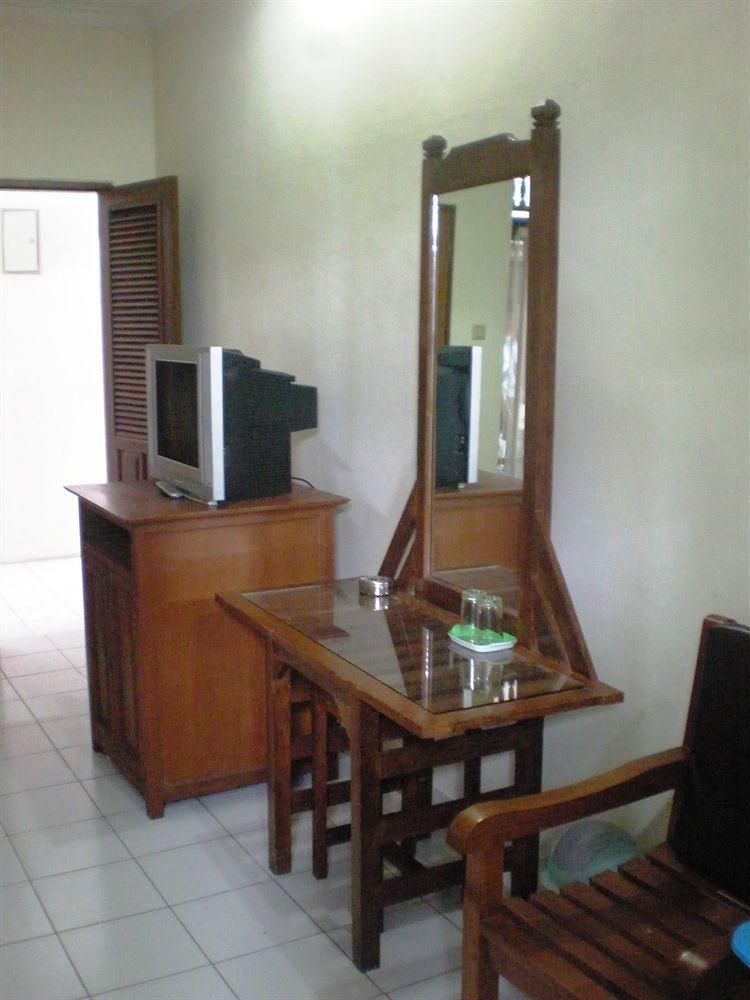 Swastika Guesthouse Sanur Bagian luar foto