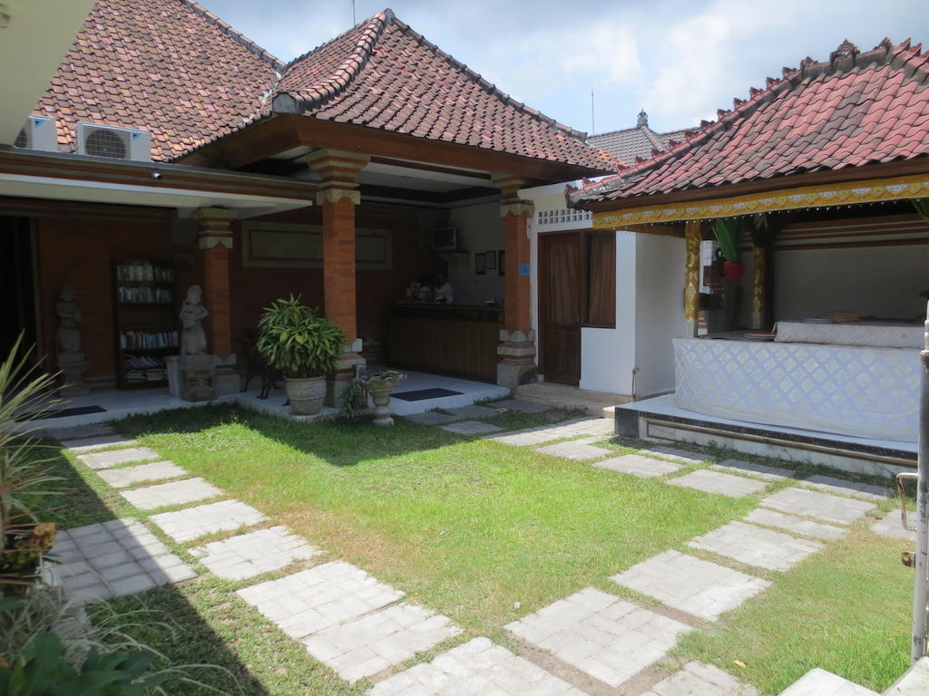 Swastika Guesthouse Sanur Bagian luar foto